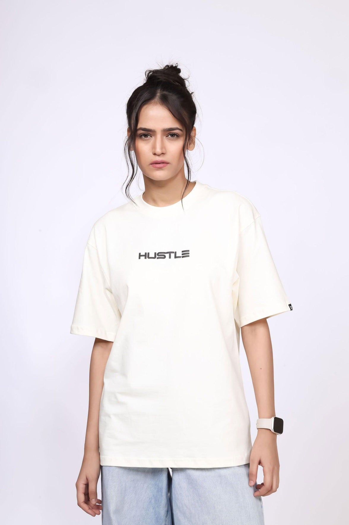 'Hustle' Off White Unisex Oversized Tee - House Of Hustlers