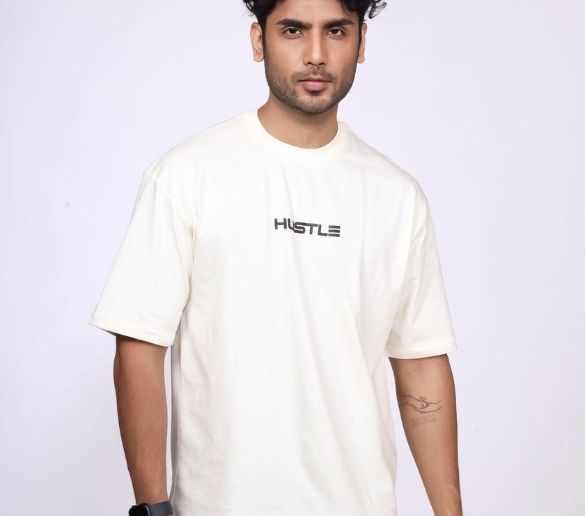 'Hustle' Off White Unisex Oversized Tee - House Of Hustlers