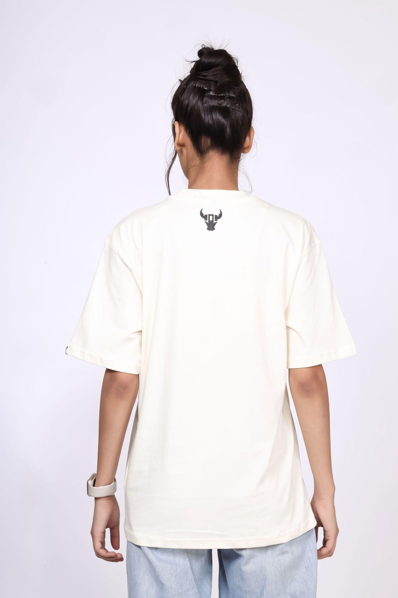 'Hustle' Off White Unisex Oversized Tee - House Of Hustlers